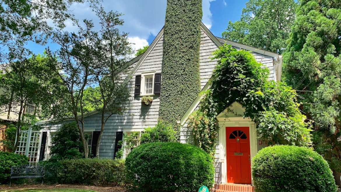 What Are the Average Real Estate Commission Rates in Atlanta? A Breakdown of Models from Traditional Brokerages to 1 Percent Lists Peach State