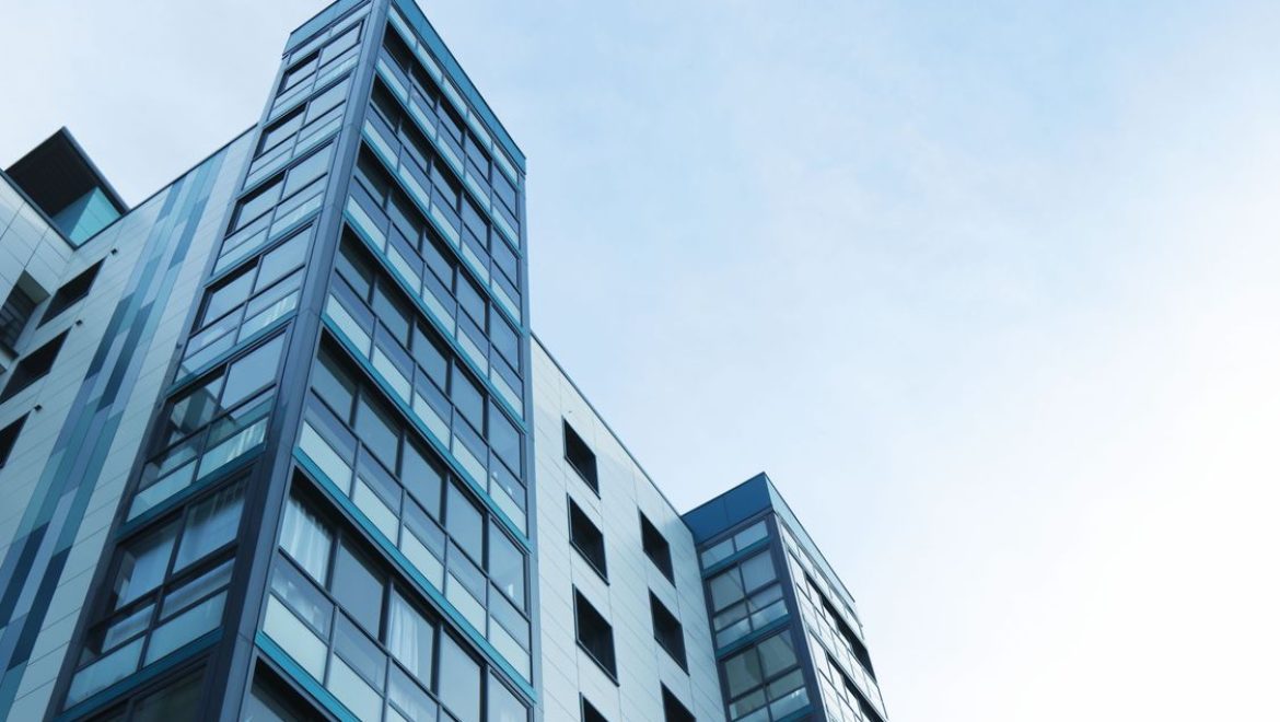 Hidden Fees and Negotiation Tactics: What to Watch for with Low-Commission Realtors
