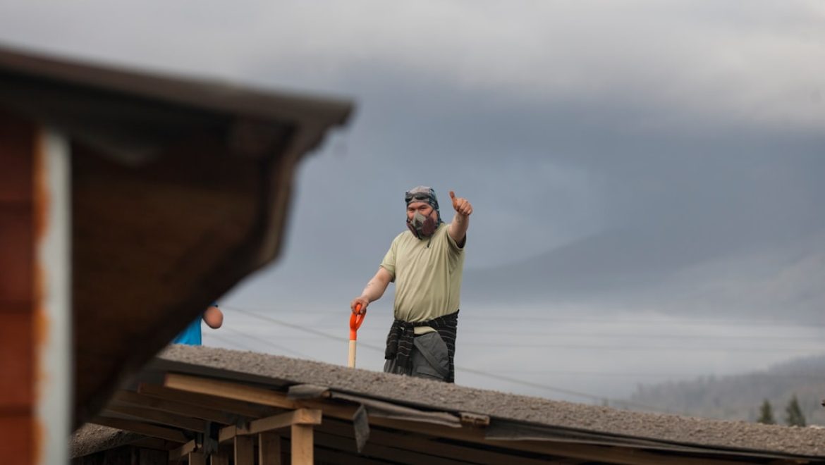 roofing contractor